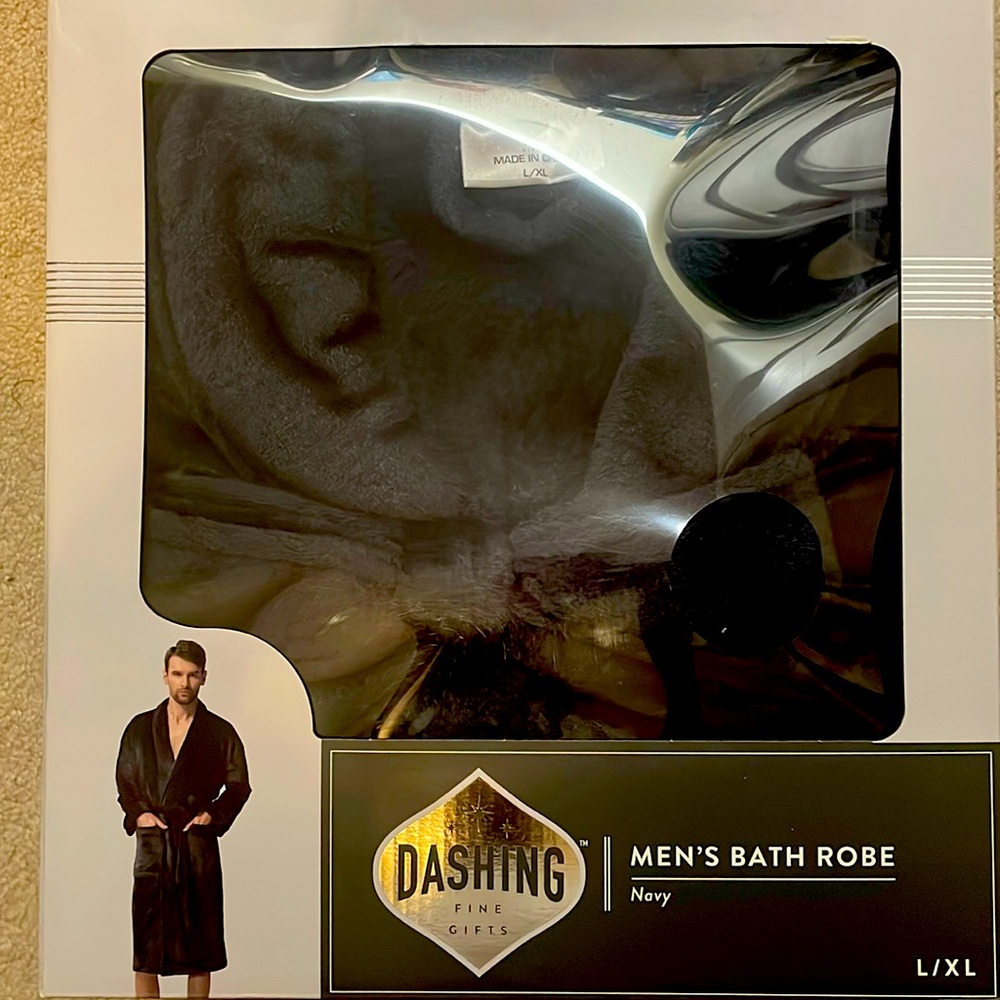 Luxurious Men’s Navy Bathrobe - L/XL